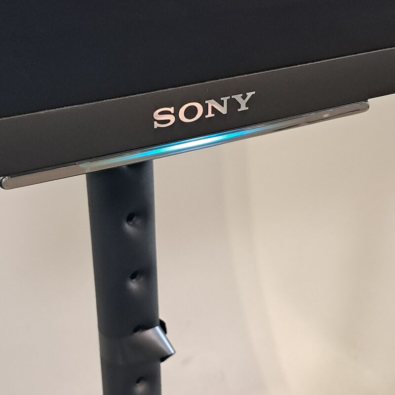 Televisie op verrijdbare Standaard, Sony, KDL-50W805C, 2015 – foto 4 – kavel bij Domeinen Roerende Zaken, Groningen