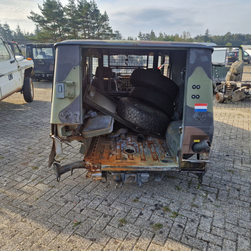 Voertuig, incompleet, Mercedes Benz, 290GD – foto 3 – kavel bij Domeinen Roerende Zaken, Soesterberg