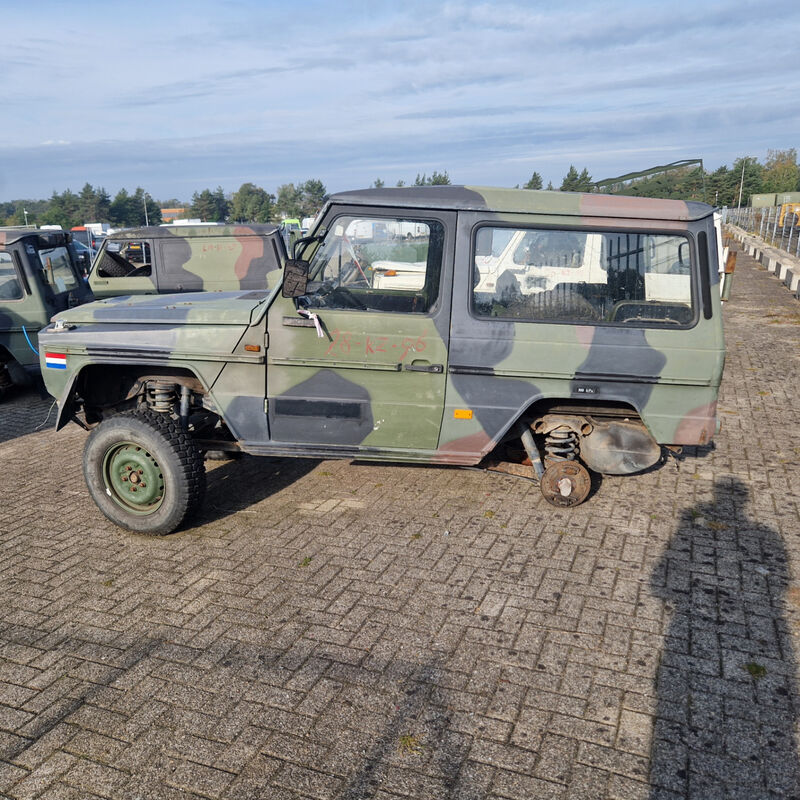 Voertuig, incompleet, Mercedes Benz, 290GD, 1996 – foto 2 – kavel bij Domeinen Roerende Zaken, Soesterberg