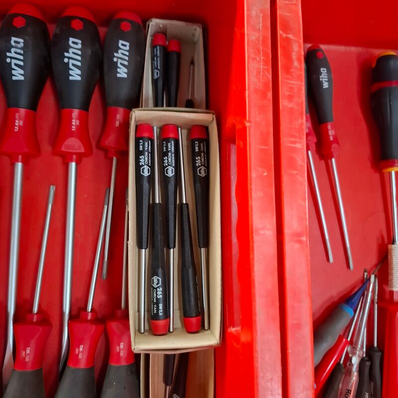 Assortiment schroevendraaiers Wiha – foto 5 – kavel bij Onlineveilingmeester, Winsum