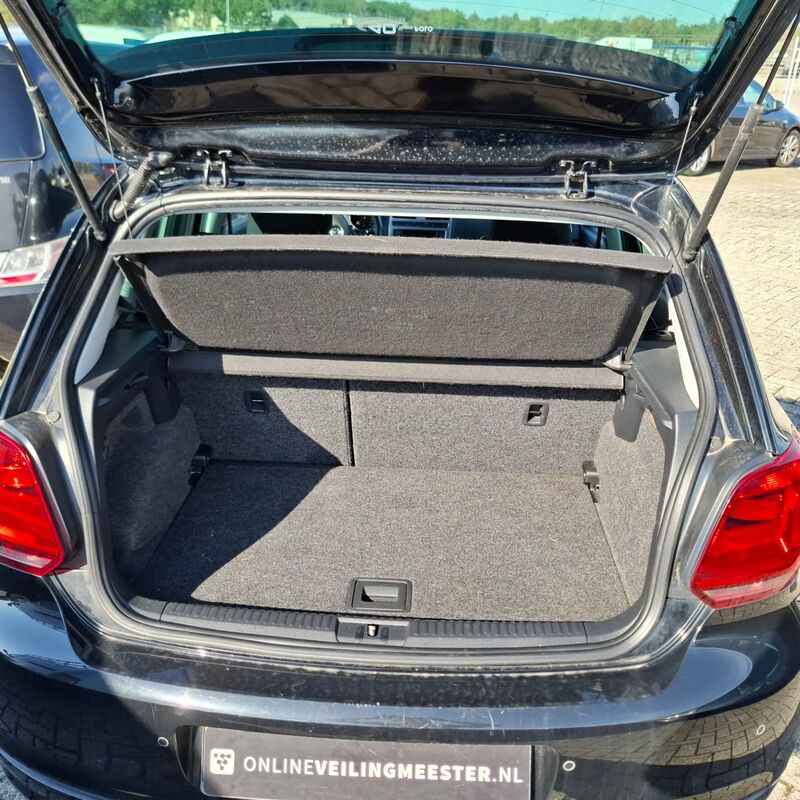 Personenauto, Volkswagen, Polo, 1.4 TDI BlueMotion, 2015 – foto 9 – kavel bij Domeinen Roerende Zaken, Soesterberg