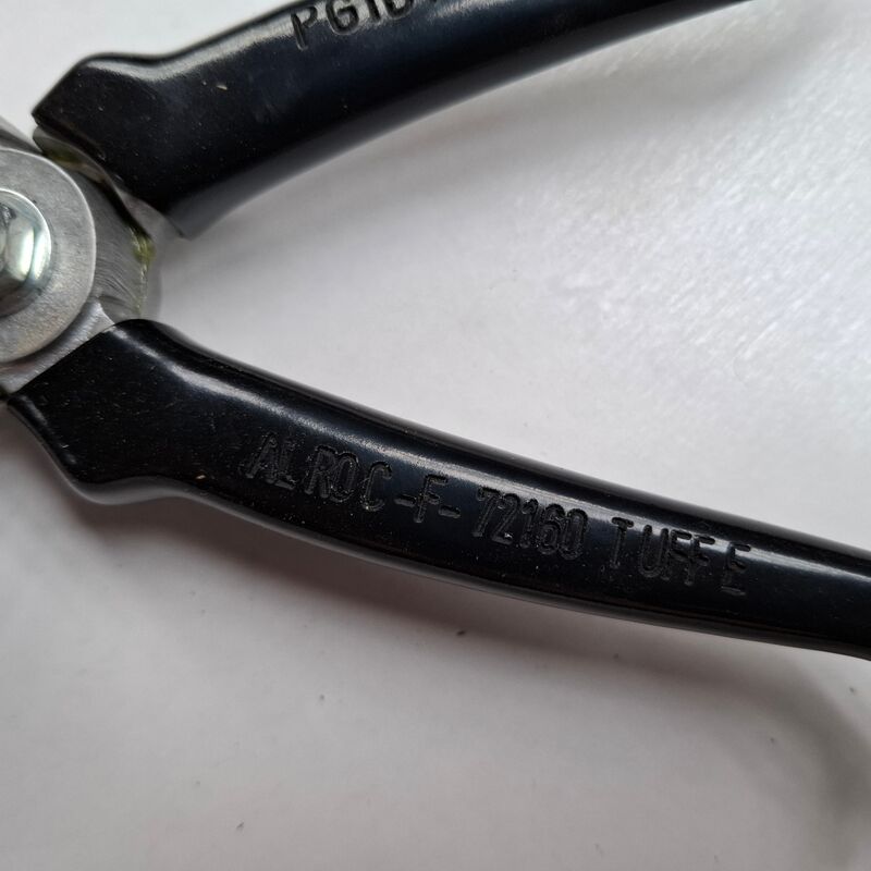 Kabelmantel striptang Alroc, F-72160 Tuffe – foto 5 – kavel bij Onlineveilingmeester, Winsum