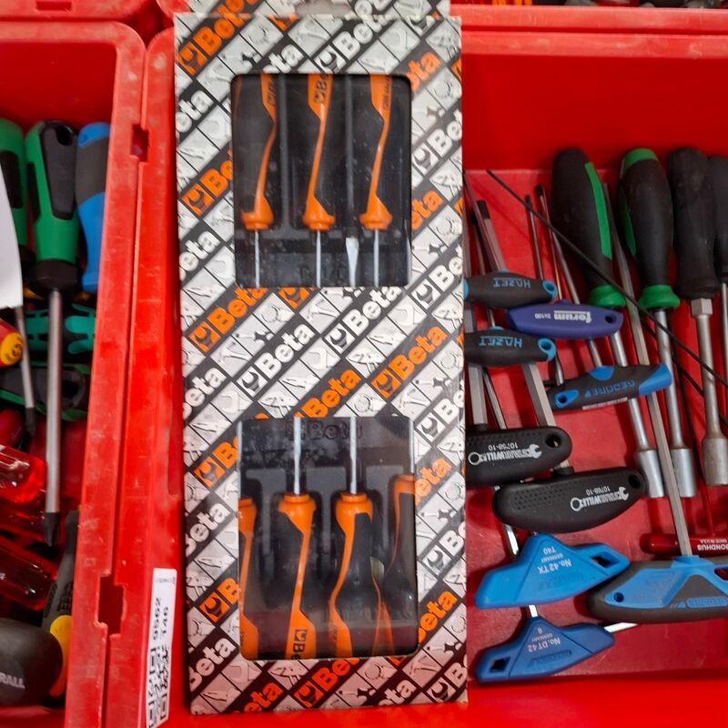 Ca. 38x Diverse schroevendraaiers o.a. Beta, Gedore – foto 6 – kavel bij Onlineveilingmeester, Winsum