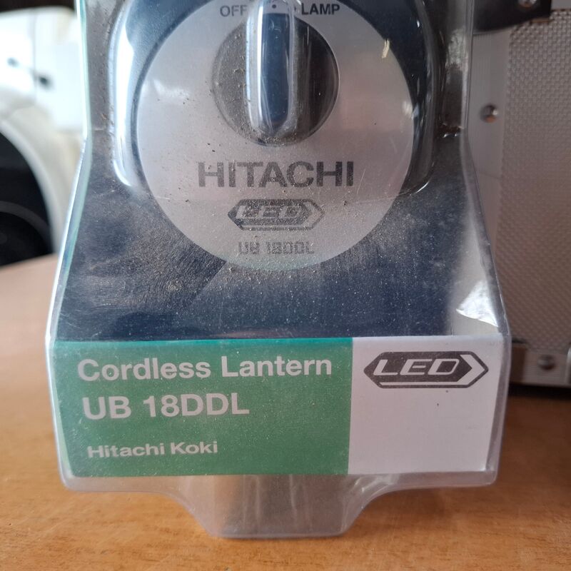 Accu kantenknipper met accu ledlamp Hitachi, CG10DL, UB18DDL – foto 6 – kavel bij Onlineveilingmeester, Winsum