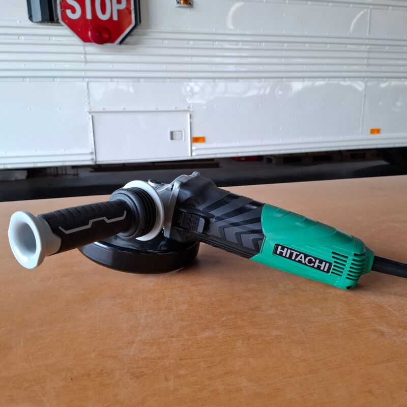 Haakse slijper Hitachi, G15VA, bouwjaar 2018 – foto 2 – kavel bij Onlineveilingmeester, Winsum