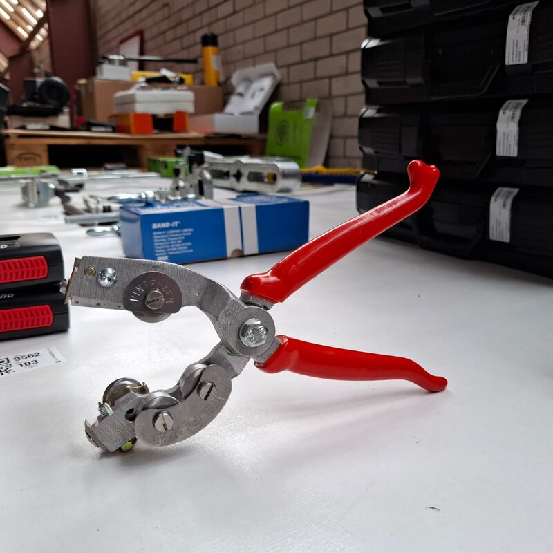 Draadstriptang Alroc, F-72160 Tuffe – foto 3 – kavel bij Onlineveilingmeester, Winsum