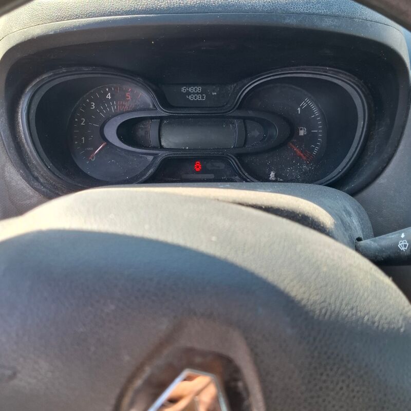 Bedrijfswagen, Renault, Trafic, 2018 – foto 7 – kavel bij Domeinen Roerende Zaken, Soesterberg