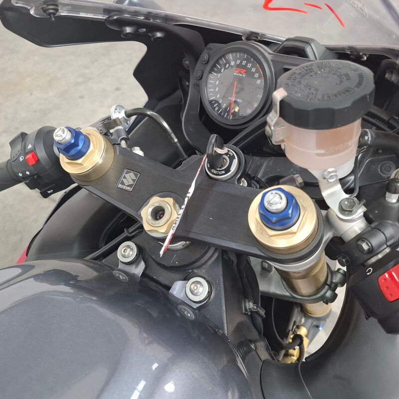 Motorfiets, Suzuki, GSX R 750, 2004 – foto 8 – kavel bij Domeinen Roerende Zaken, Soesterberg