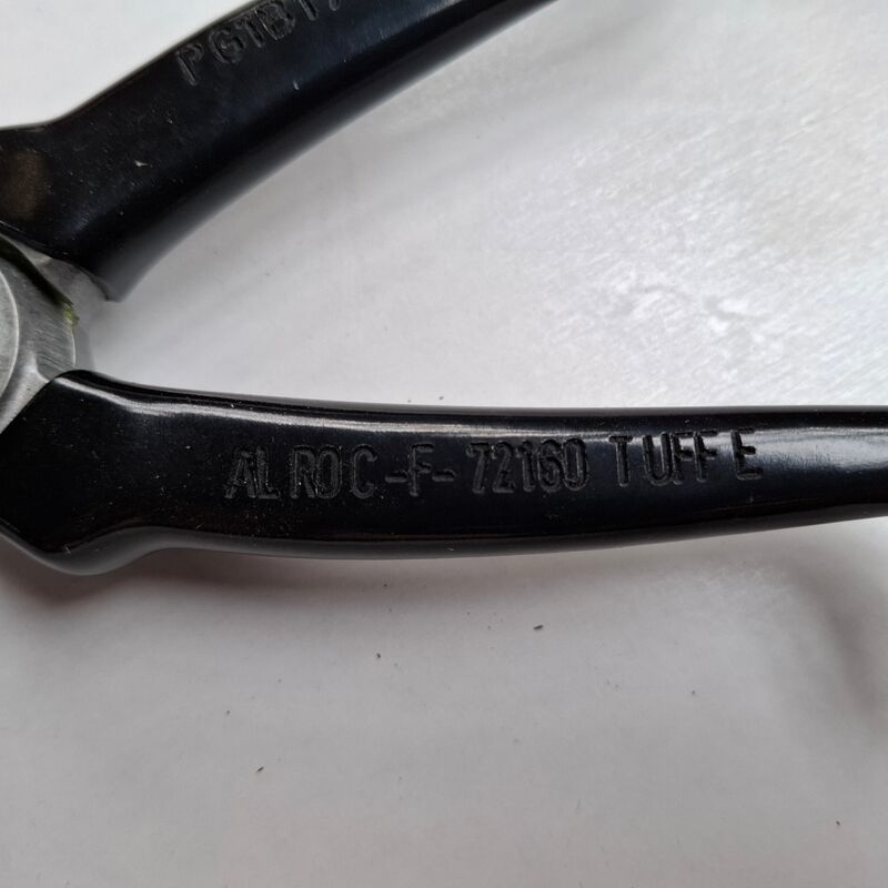 Kabelmantel striptang Alroc, F-72160 Tuffe – foto 5 – kavel bij Onlineveilingmeester, Winsum
