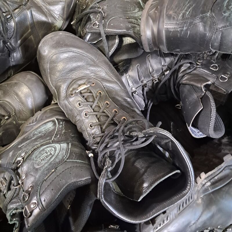 Partij diverse schoenen – foto 7 – kavel bij Domeinen Roerende Zaken, Groningen