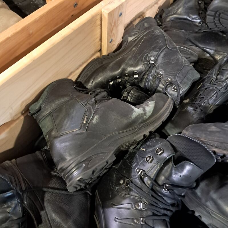 Partij diverse schoenen – foto 6 – kavel bij Domeinen Roerende Zaken, Groningen