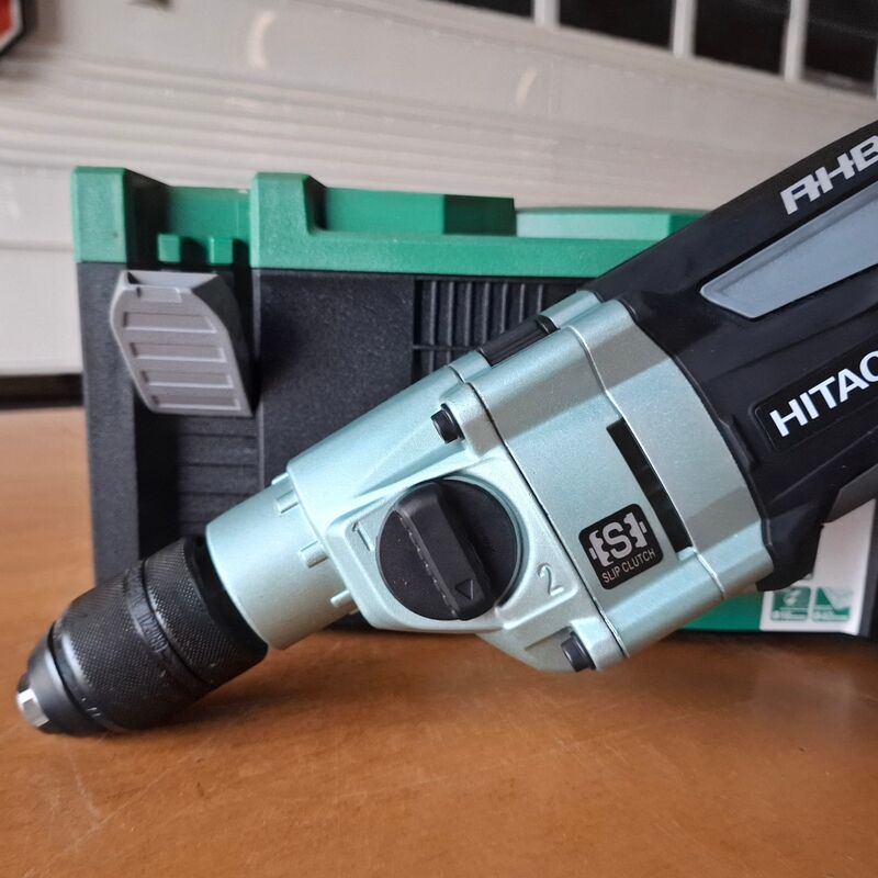 Klopboormachine Hitachi, DV 22V, bouwjaar 2018 – foto 3 – kavel bij Onlineveilingmeester, Winsum