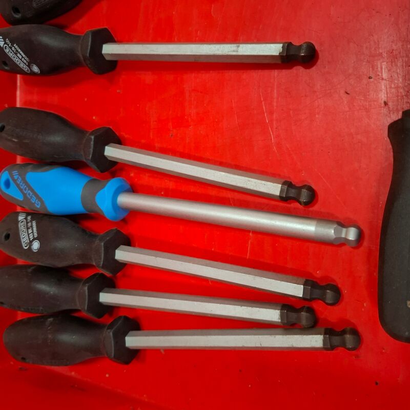 Ca. 16x Diverse kogelkopschroevendraaier o.a. Gedore – foto 3 – kavel bij Onlineveilingmeester, Winsum