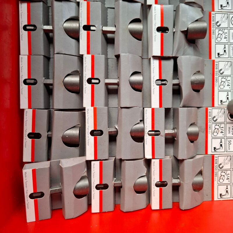 Assortiment dopsleutels o.a. Bosch – foto 3 – kavel bij Onlineveilingmeester, Winsum
