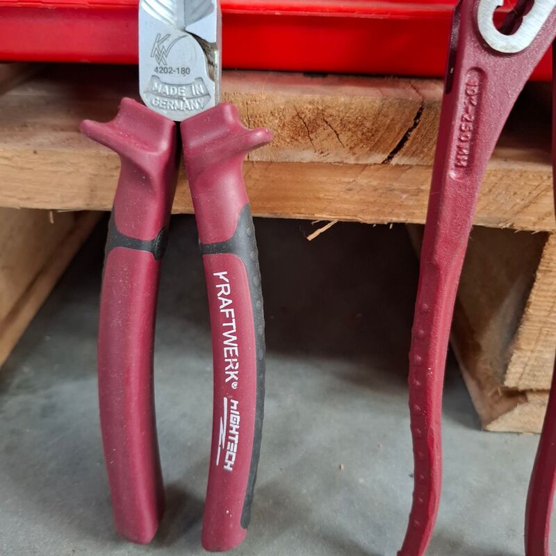 15x Kniptang met 6x waterpomptang o.a. Kraftwerk – foto 4 – kavel bij Onlineveilingmeester, Winsum