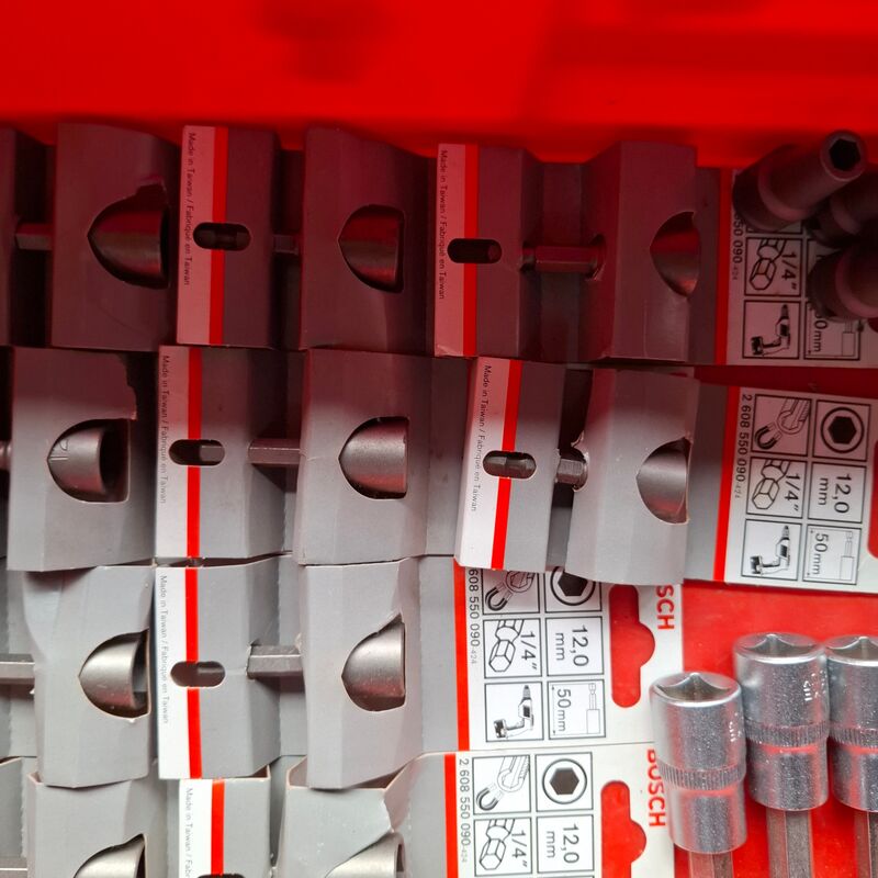 Assortiment dopsleutels o.a. Bosch – foto 5 – kavel bij Onlineveilingmeester, Winsum
