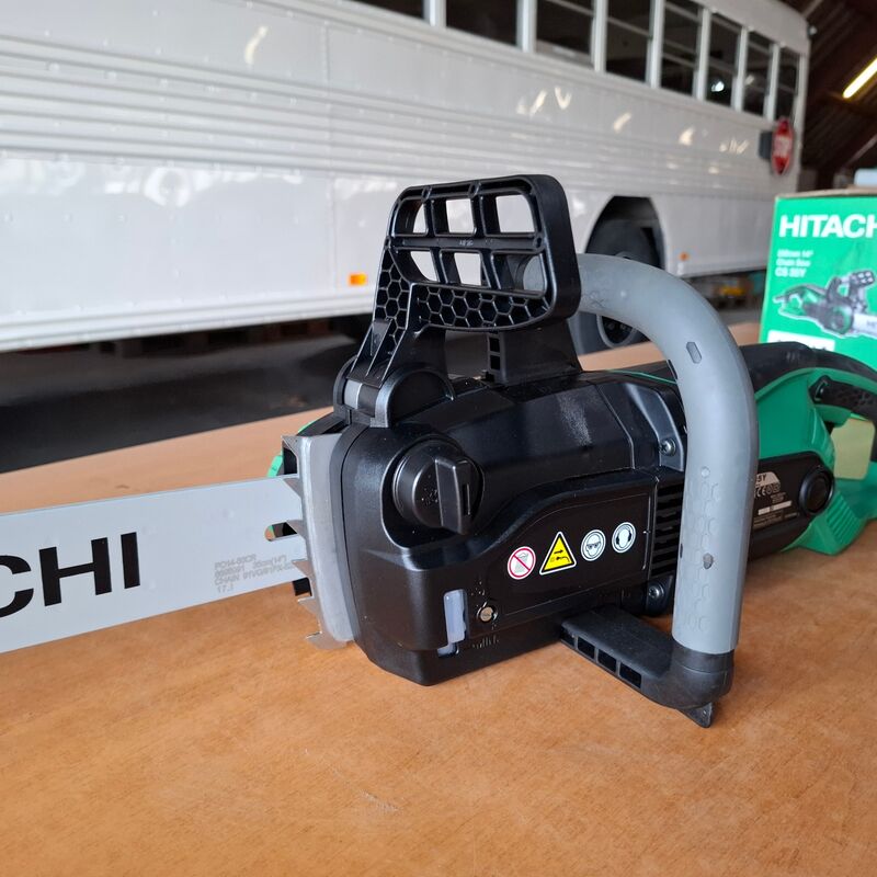 Elektrische kettingzaag Hitachi, CS30Y – foto 6 – kavel bij Onlineveilingmeester, Winsum