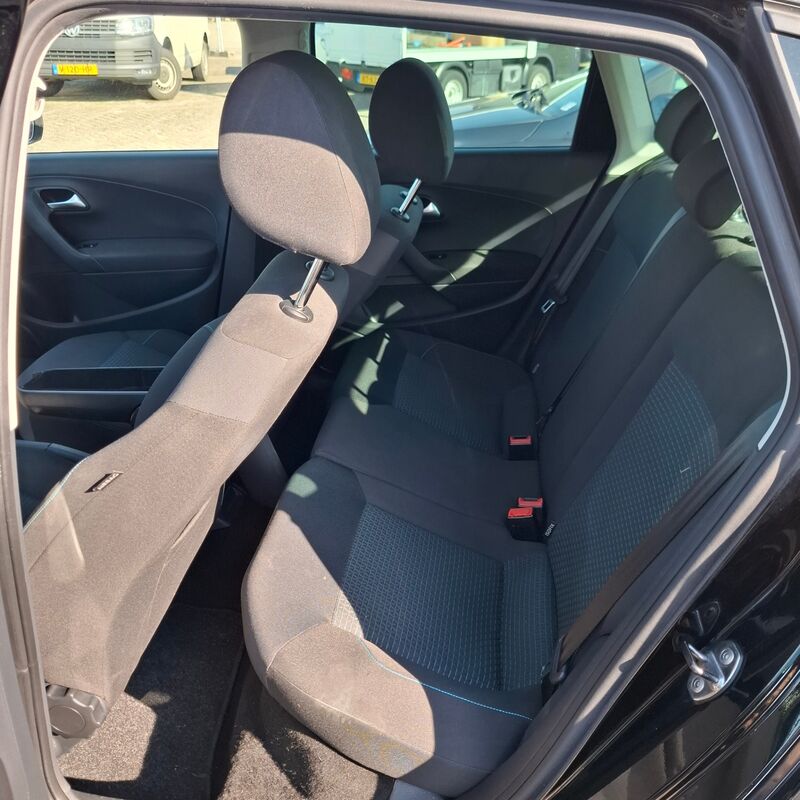 Personenauto, Volkswagen, Polo, 1.4 TDI BlueMotion, 2015 – foto 8 – kavel bij Domeinen Roerende Zaken, Soesterberg