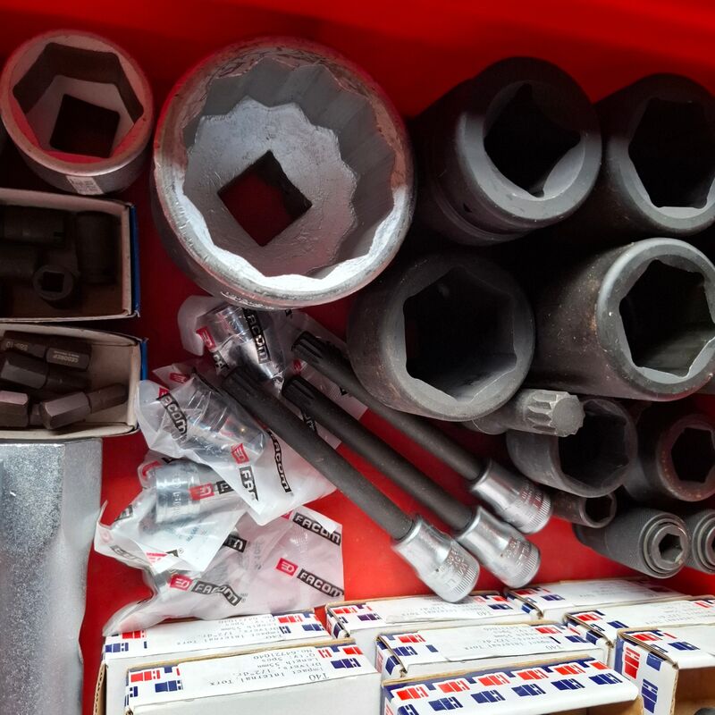 Ca. 145x Diverse slagmoerdoppen o.a. Gedore – foto 8 – kavel bij Onlineveilingmeester, Winsum