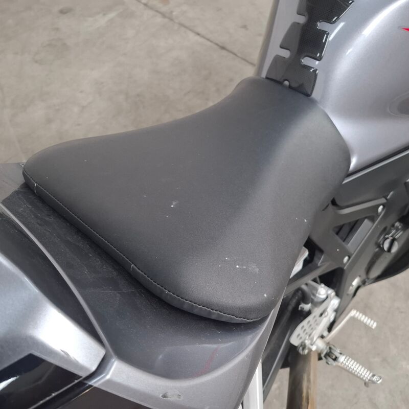 Motorfiets, Suzuki, GSX R 750, 2004 – foto 10 – kavel bij Domeinen Roerende Zaken, Soesterberg