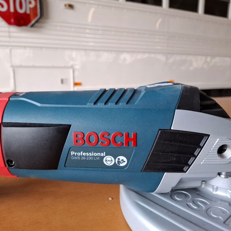 Haakse slijper Bosch, GWS 26-230 LVI, bouwjaar 2018 – foto 3 – kavel bij Onlineveilingmeester, Winsum
