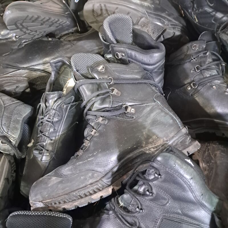 Partij diverse schoenen – foto 7 – kavel bij Domeinen Roerende Zaken, Groningen