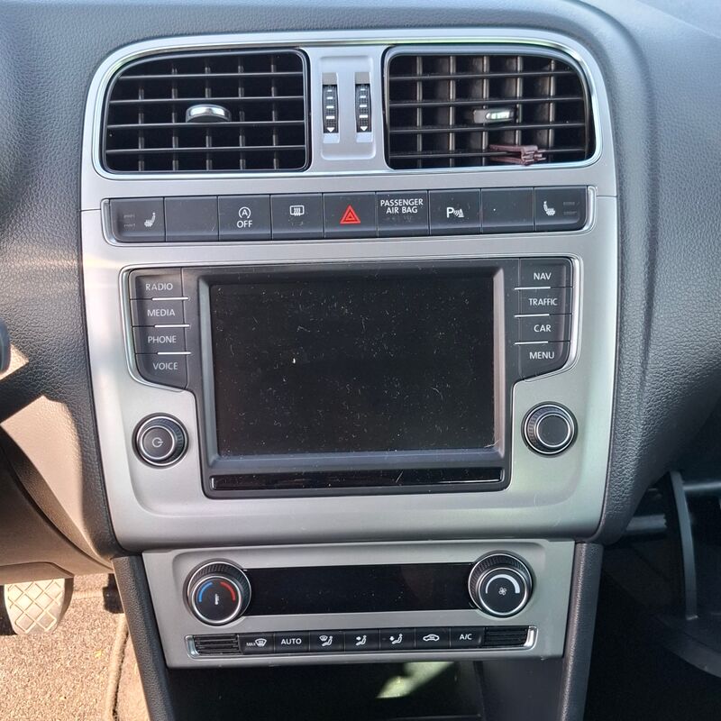 Personenauto, Volkswagen, Polo, 1.4 TDI BlueMotion, 2015 – foto 7 – kavel bij Domeinen Roerende Zaken, Soesterberg