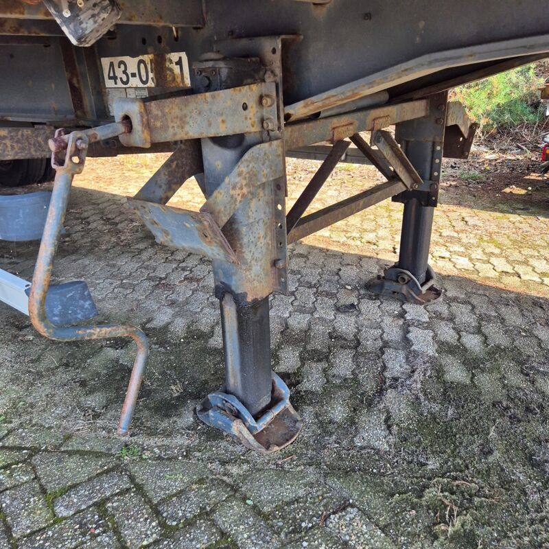 Oplegger, Pacton, TBD122 – foto 9 – kavel bij Domeinen Roerende Zaken, Soesterberg