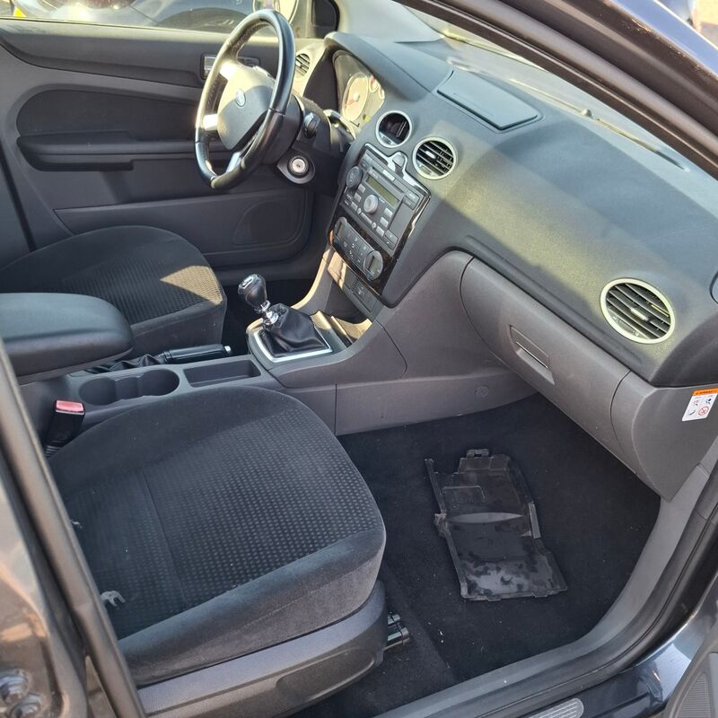 Personenauto, Ford, Focus Wagon, 2.0 TDCI Titanium, 2005 – foto 10 – kavel bij Domeinen Roerende Zaken, Soesterberg