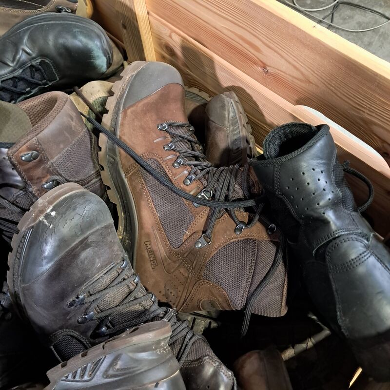 Partij diverse schoenen – foto 6 – kavel bij Domeinen Roerende Zaken, Groningen