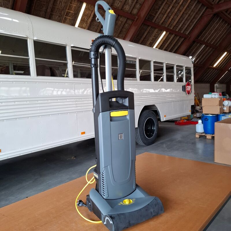 Tapijtborstelzuiger Karcher, CV 30/1, bouwjaar 2020 – foto 2 – kavel bij Onlineveilingmeester, Winsum
