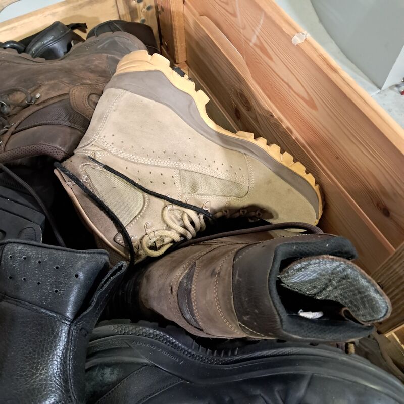 Partij diverse schoenen – foto 7 – kavel bij Domeinen Roerende Zaken, Groningen