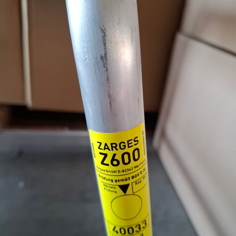 Aluminium opstap Zarges, 3 treeds – foto 4 – kavel bij Onlineveilingmeester, Winsum