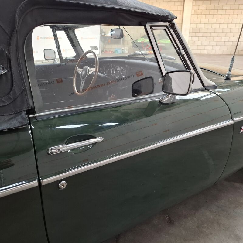 Personenauto, MG, B type, 1.8 Roadster, 1974 – foto 7 – kavel bij Domeinen Roerende Zaken, Soesterberg