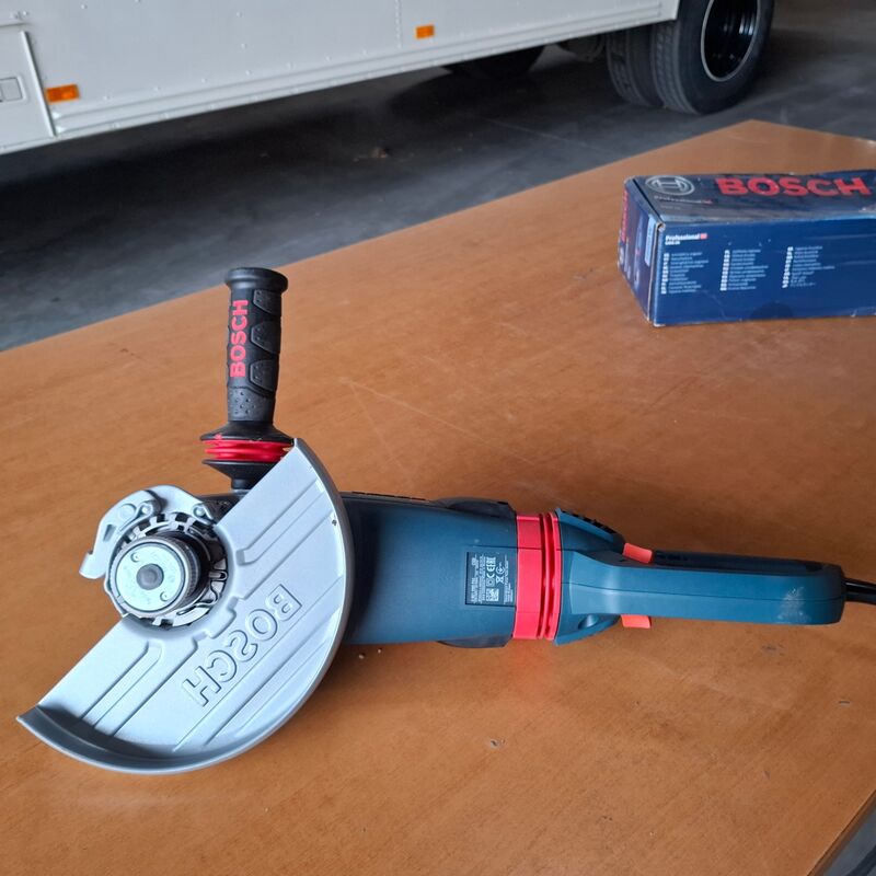 Haakse slijper Bosch, GWS 26-230 LVI, bouwjaar 2018 – foto 5 – kavel bij Onlineveilingmeester, Winsum