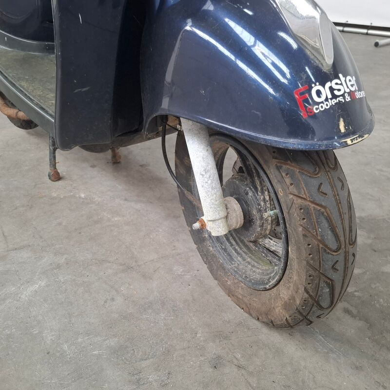 Snorscooter, BTC, Old Classic, Old Classic E4, 2018 – foto 4 – kavel bij Domeinen Roerende Zaken, Soesterberg
