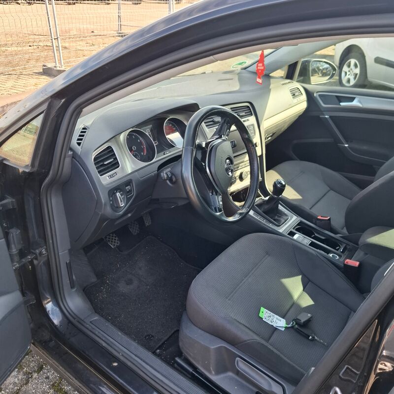 Personenauto, Volkswagen, Golf Variant, 1.0 TSI Comfortline, 2015 – foto 10 – kavel bij Domeinen Roerende Zaken, Soesterberg
