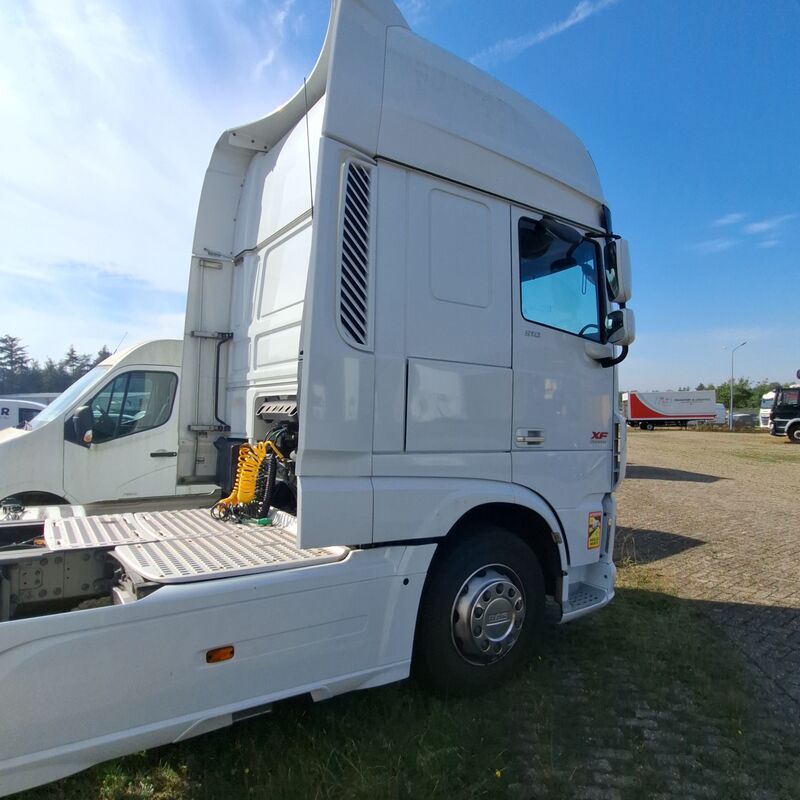 Vrachtwagen, DAF, XF 510 FT, 2017 – foto 4 – kavel bij Domeinen Roerende Zaken, Soesterberg