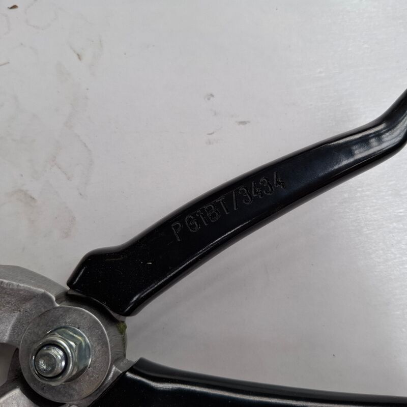 Kabelmantel striptang Alroc, F-72160 Tuffe – foto 6 – kavel bij Onlineveilingmeester, Winsum
