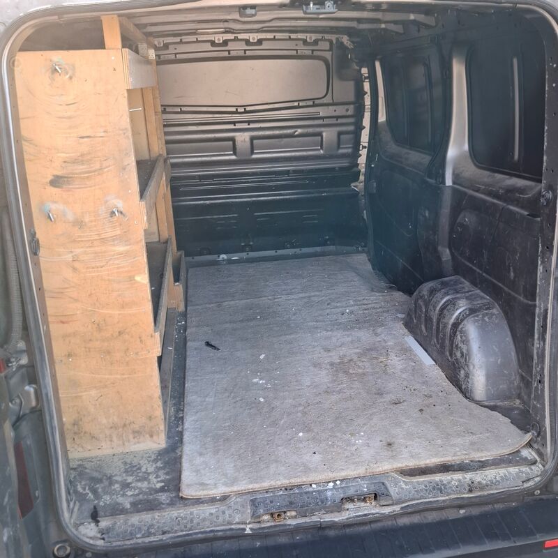 Bedrijfswagen, Renault, Trafic, 2018 – foto 10 – kavel bij Domeinen Roerende Zaken, Soesterberg