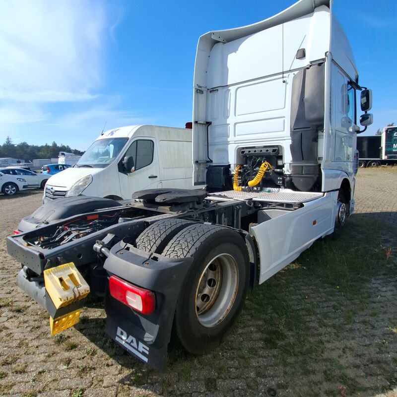 Vrachtwagen, DAF, XF 510 FT, 2017 – foto 5 – kavel bij Domeinen Roerende Zaken, Soesterberg