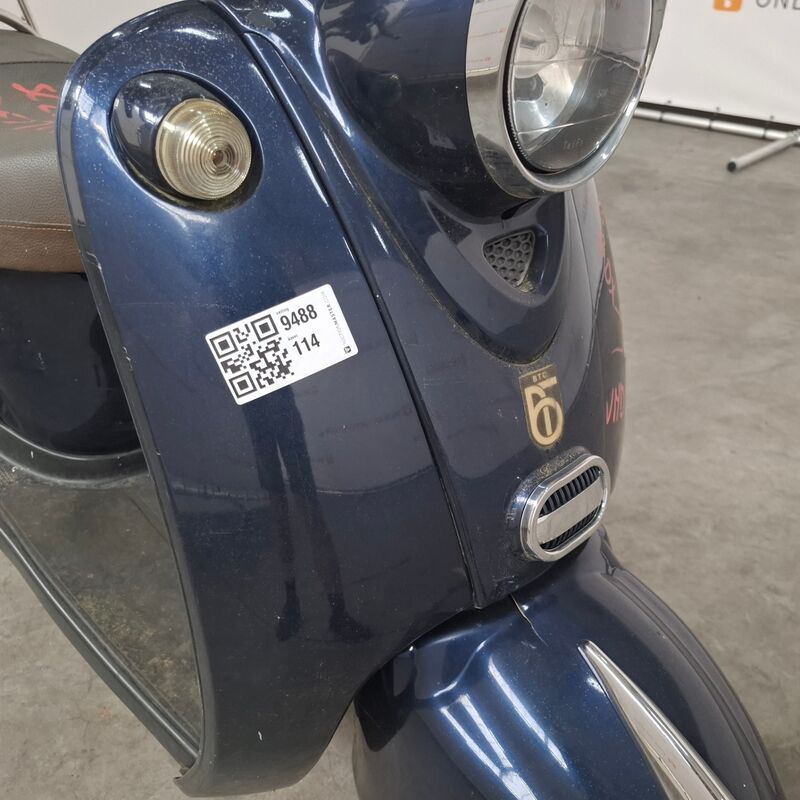 Snorscooter, BTC, Old Classic, Old Classic E4, 2018 – foto 3 – kavel bij Domeinen Roerende Zaken, Soesterberg