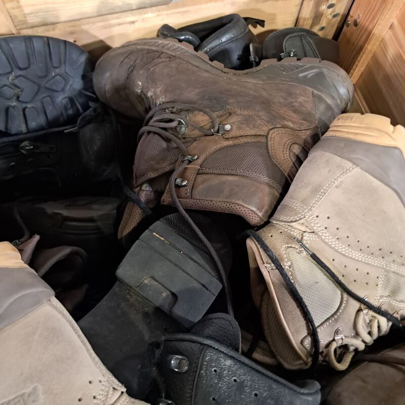 Partij diverse schoenen – foto 8 – kavel bij Domeinen Roerende Zaken, Groningen