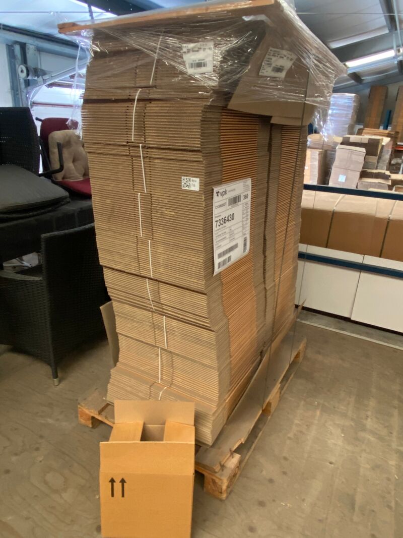 Pallet ca. 360 verzenddozen, dubbelgolf, Bruin, 30x23x27cm – kavel bij Onlineveilingmeester, Gramsbergen