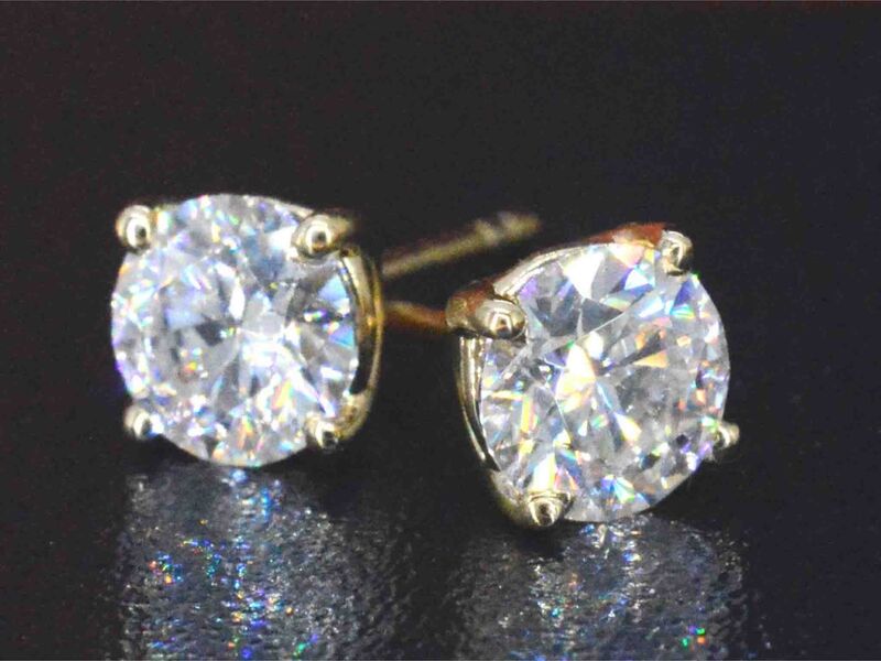 Gouden diamanten oorbellen van 2.00 carat – foto 6 – kavel bij Onlineveilingmeester