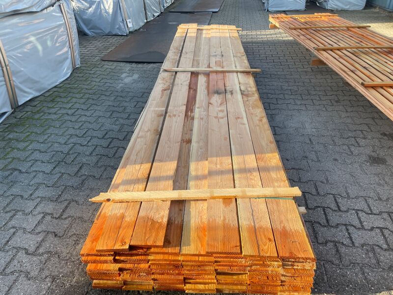 Ca. 68x Douglas Planken Fijnbezaagd, 18x150mm, lengte 500cm – kavel bij Onlineveilingmeester
