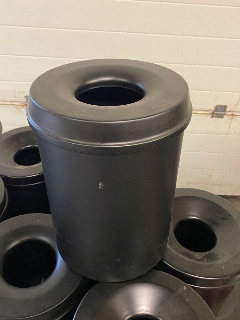 Ca. 21x Vlam dovende afvalbakken, rond, 15 liter – foto 3 – kavel bij Onlineveilingmeester, Gramsbergen