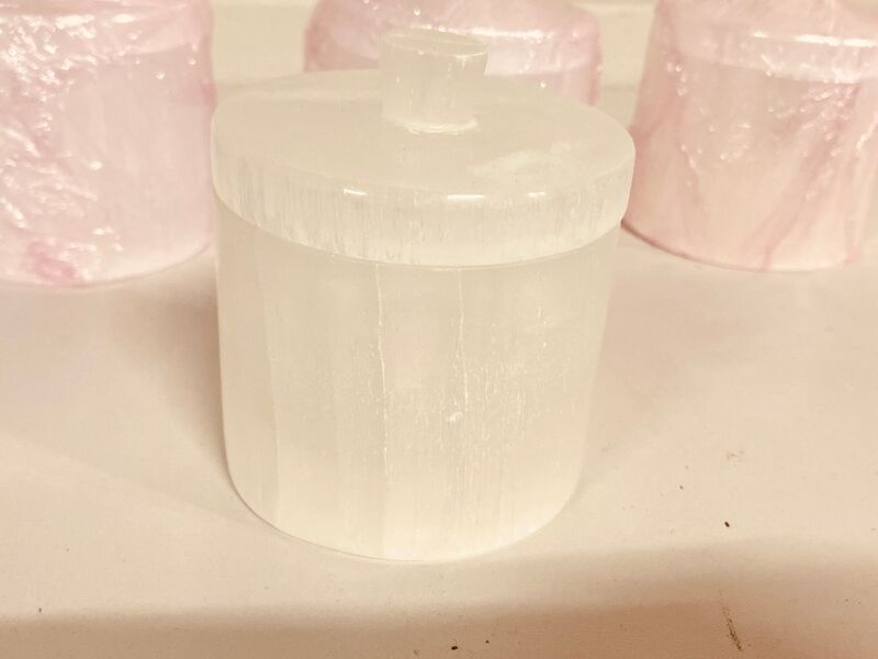 4x Seleniet pot met deksel – foto 3 – kavel bij Onlineveilingmeester, Gramsbergen