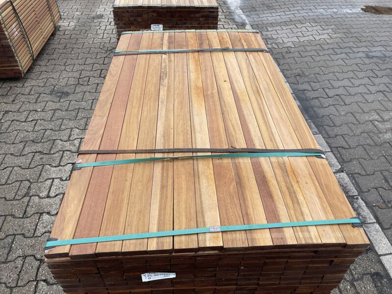 Ca. 273x Guayana Ipé Planken Geschaafd, 25x70mm, lengte 155cm – kavel bij Onlineveilingmeester