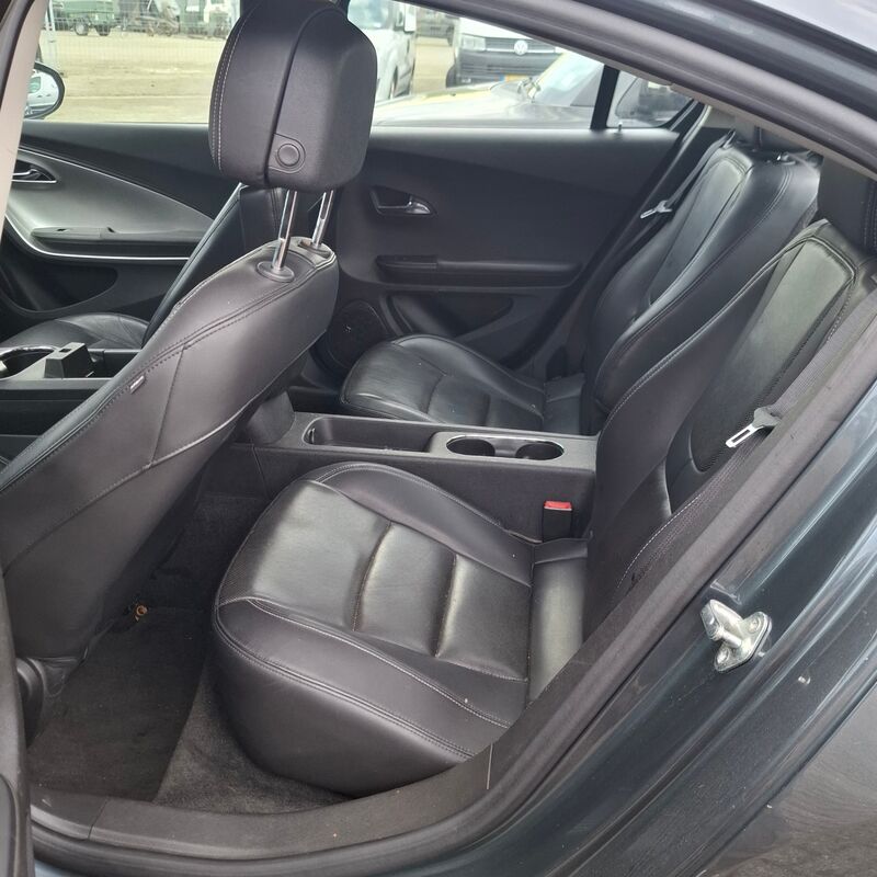Personenauto, Opel, Ampera, 1.4, 2012 – foto 10 – kavel bij Domeinen Roerende Zaken, Soesterberg